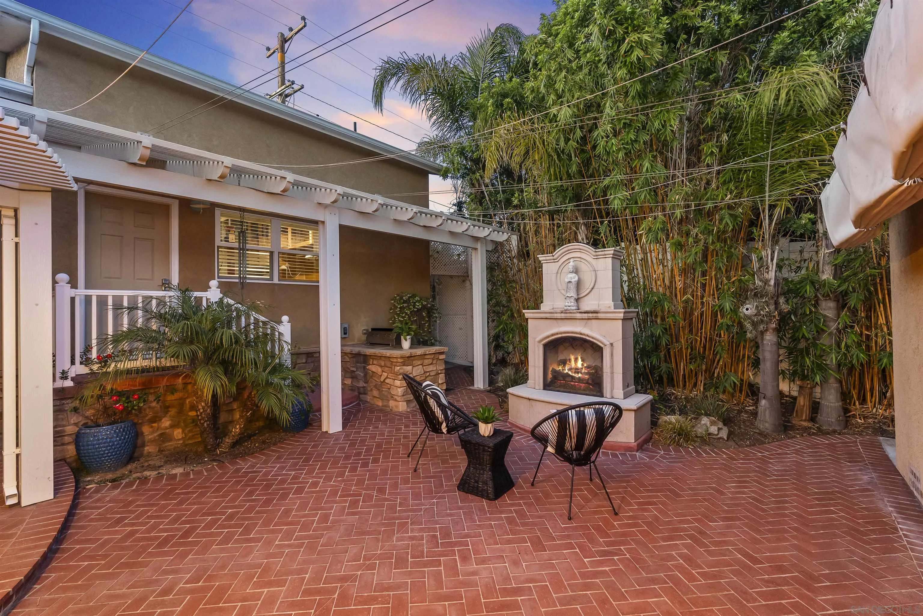 1244 Wilbur Ave