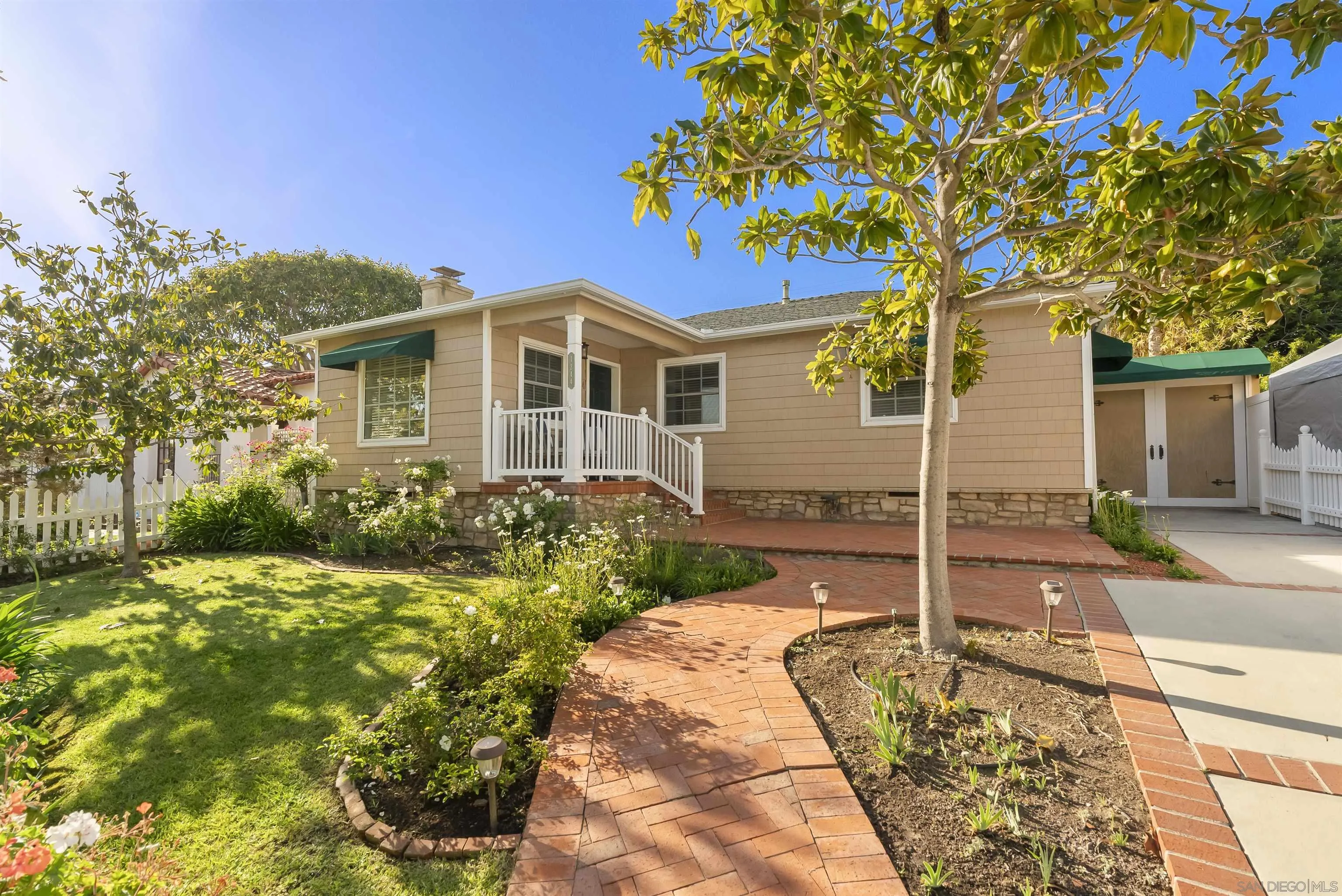 1244 Wilbur Ave