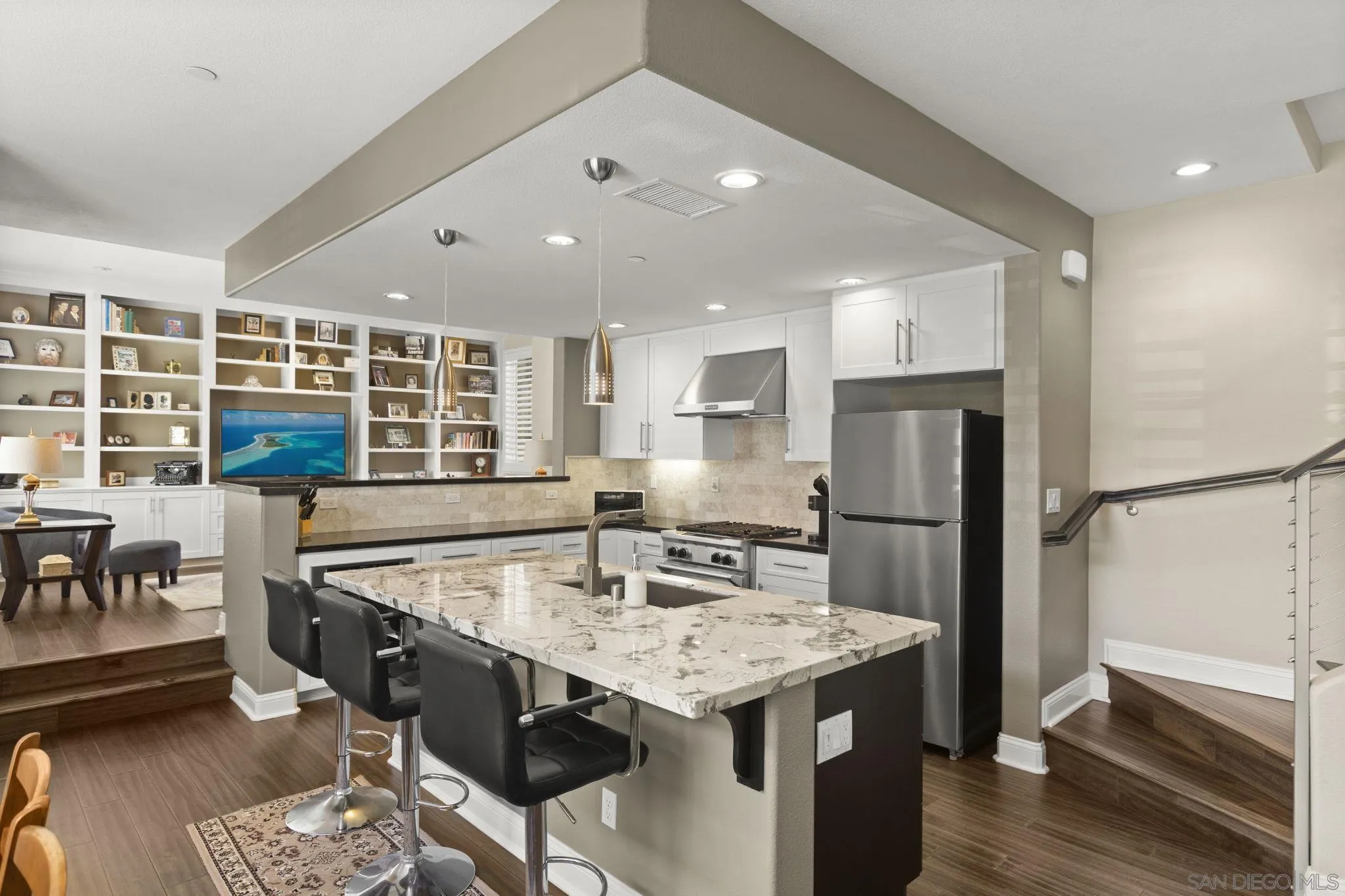 1056 Pearl Unit 24