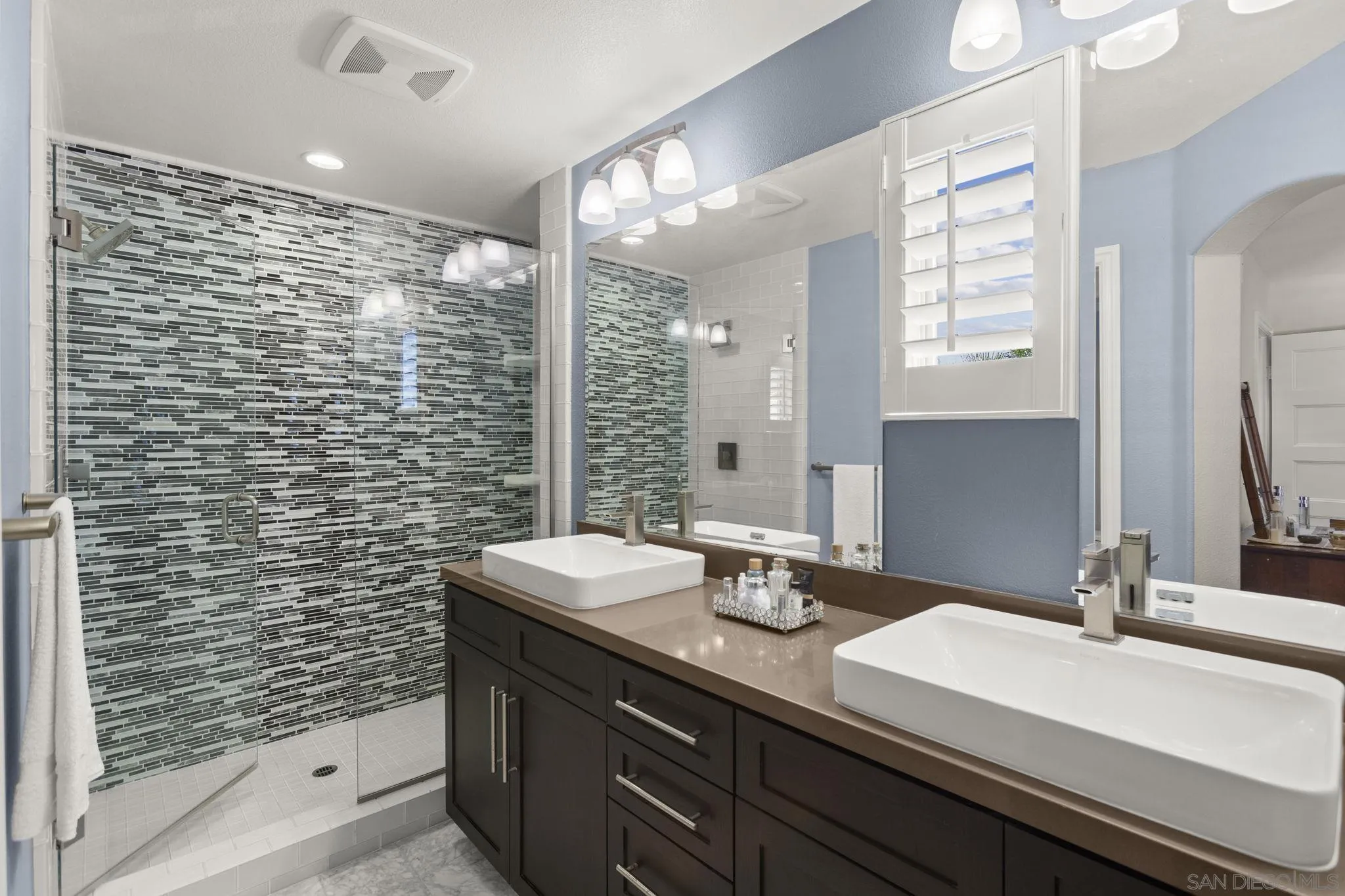 1056 Pearl Unit 24