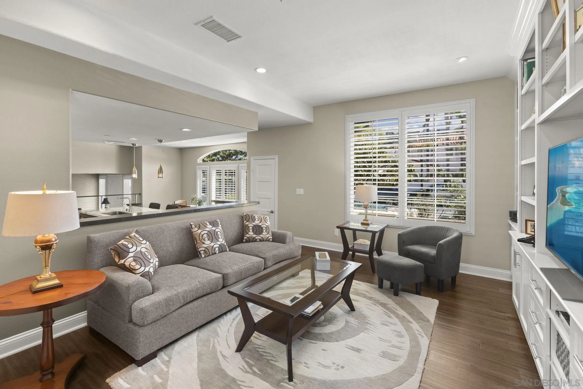 1056 Pearl Unit 24