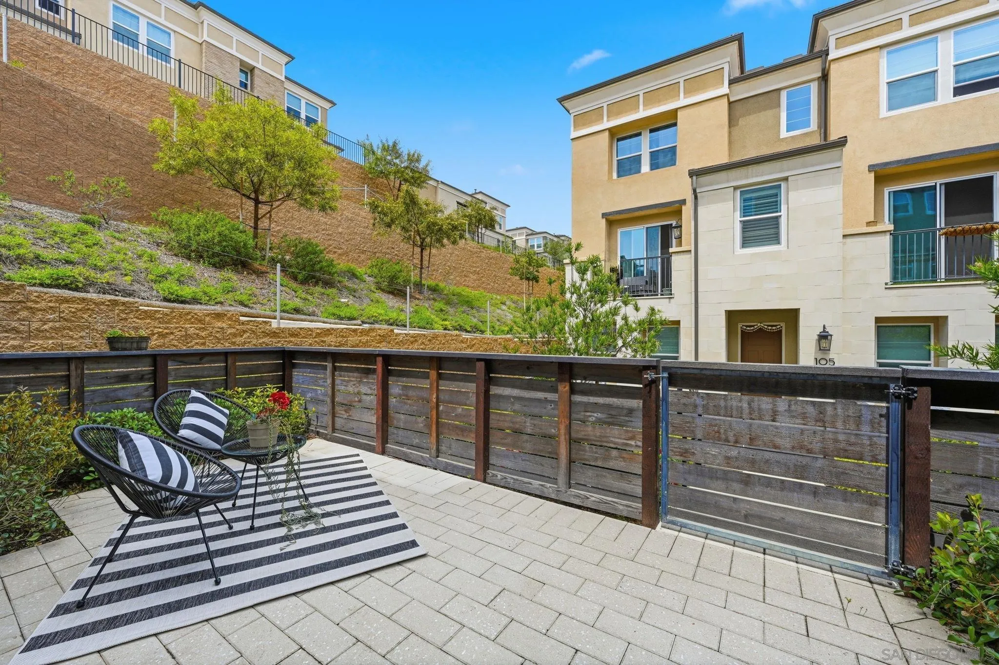 1232 Sunrise View Unit 105