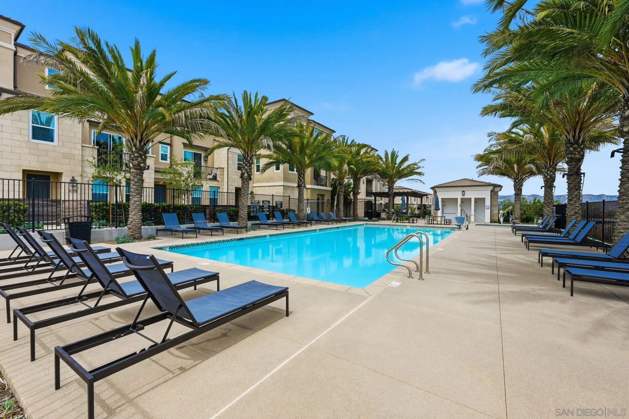 1232 Sunrise View Unit 105