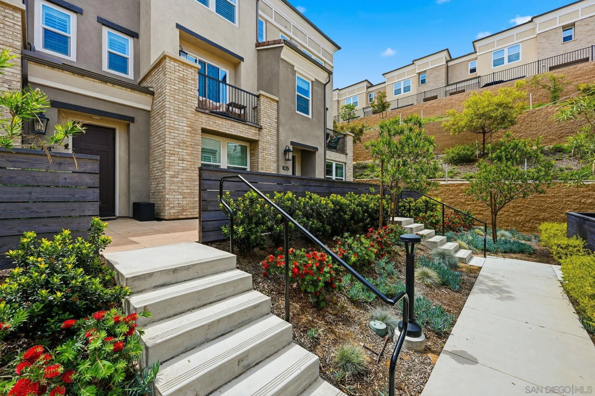 1232 Sunrise View Unit 105