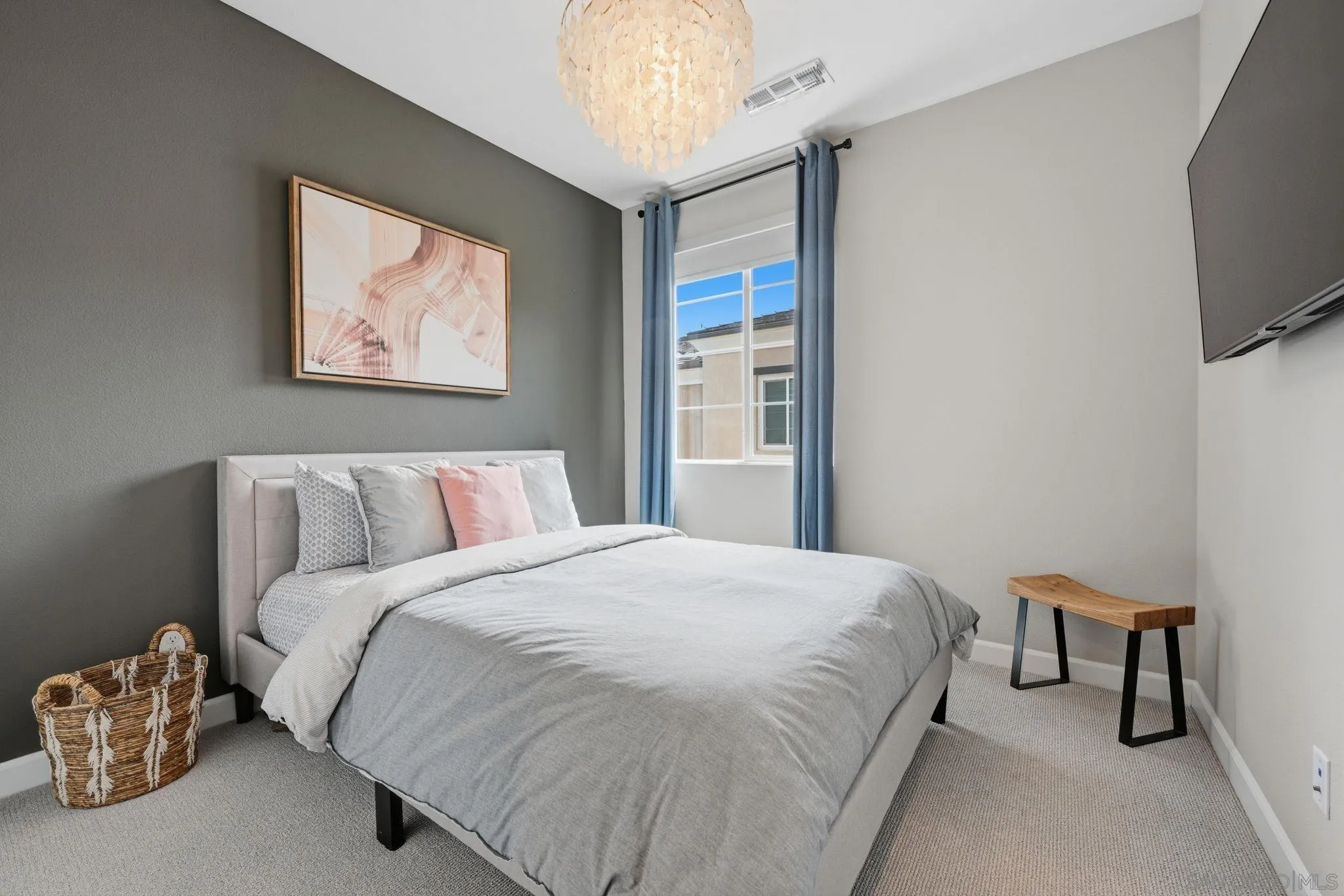 1232 Sunrise View Unit 105