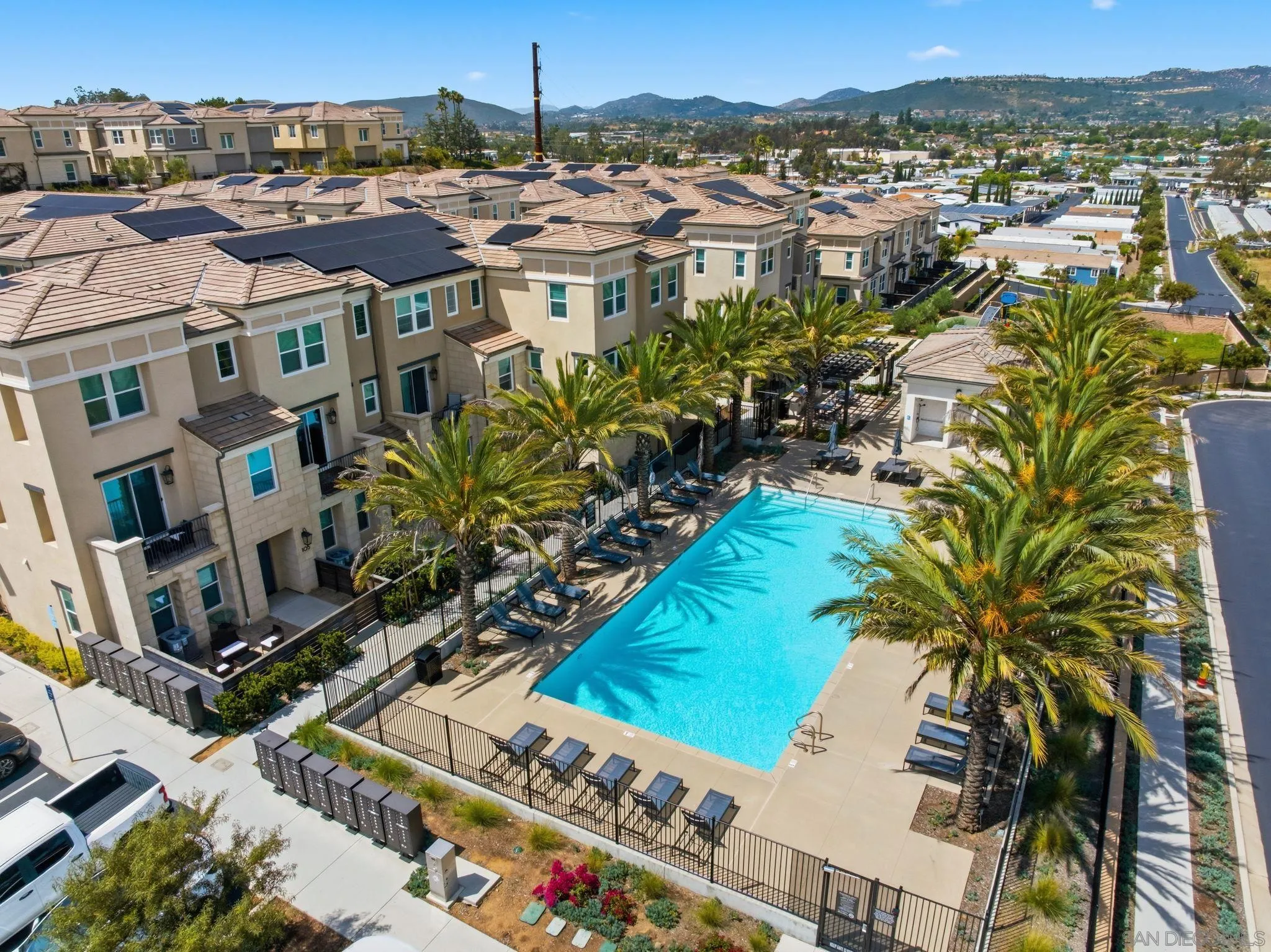 1232 Sunrise View Unit 105