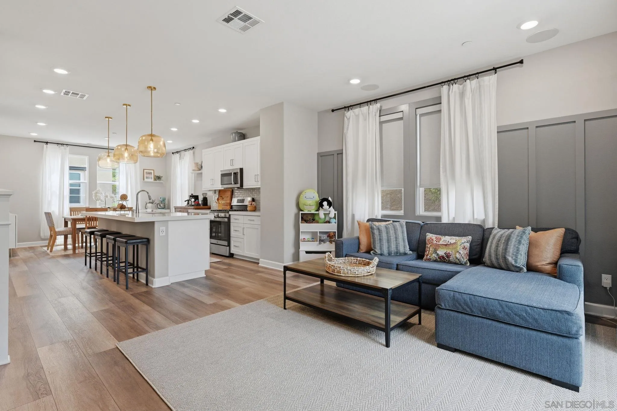 1232 Sunrise View Unit 105