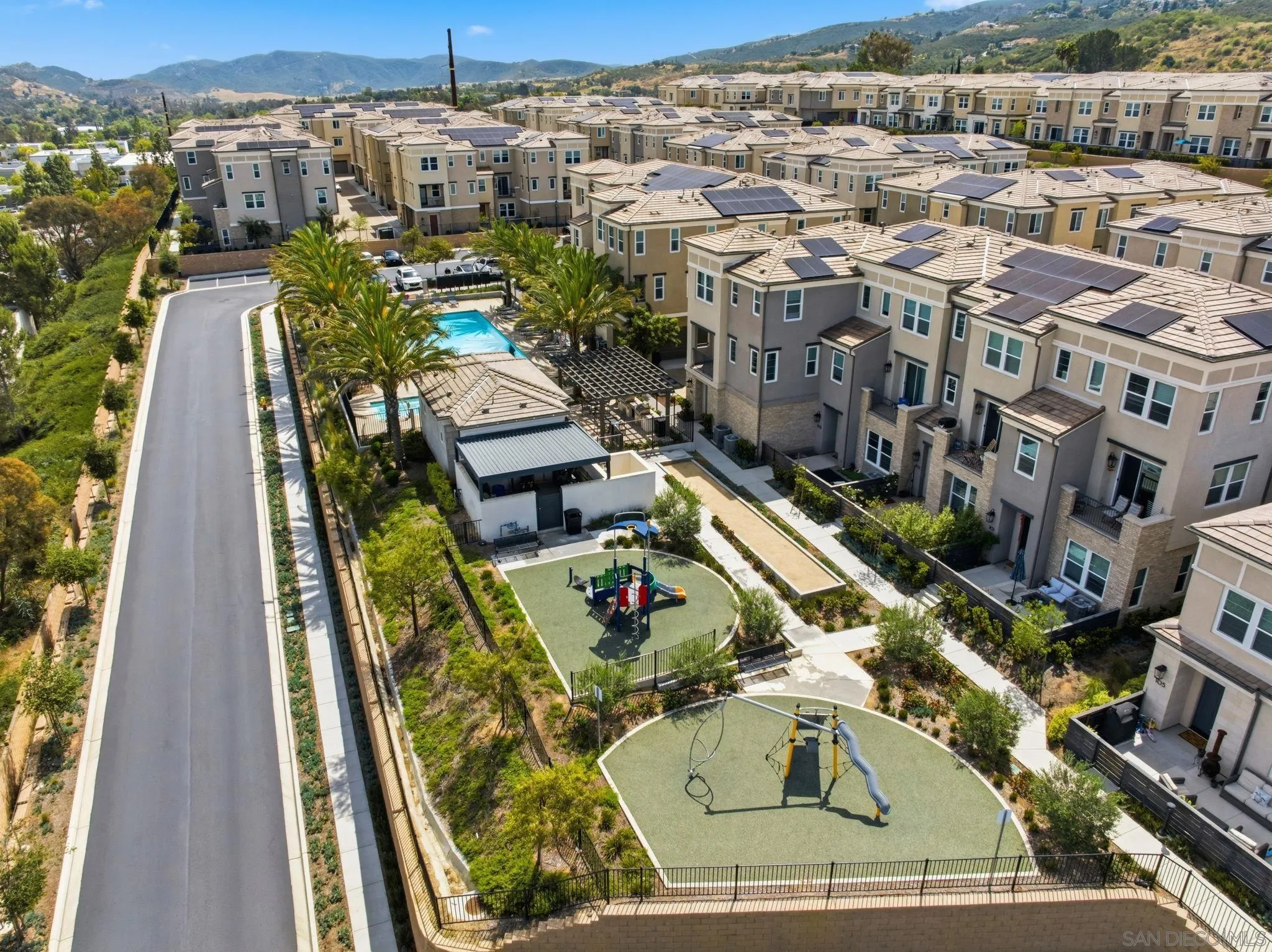 1232 Sunrise View Unit 105