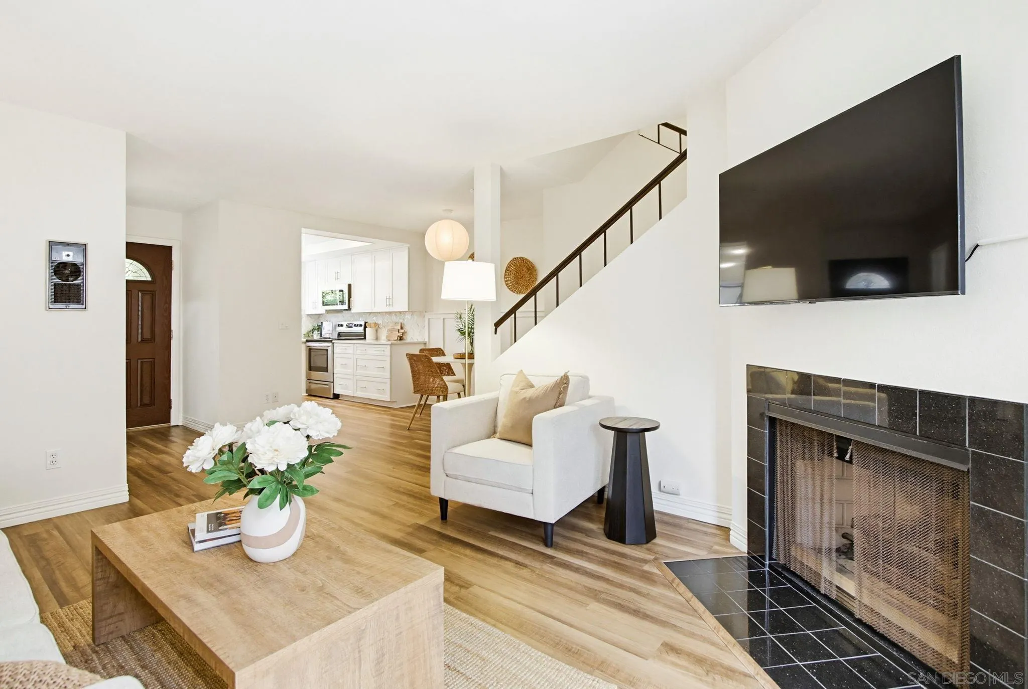 1828 Diamond St Unit 3