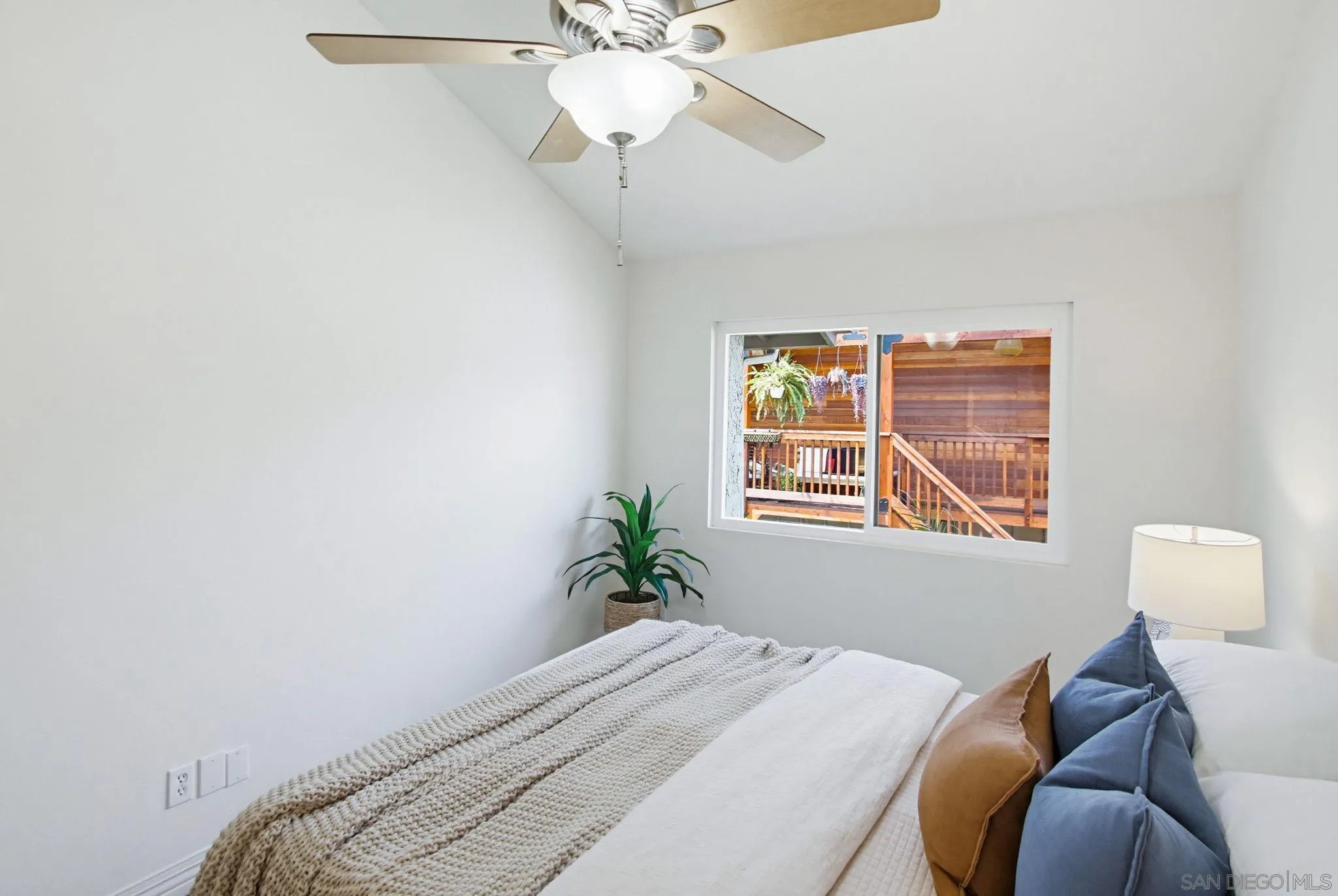 1828 Diamond St Unit 3