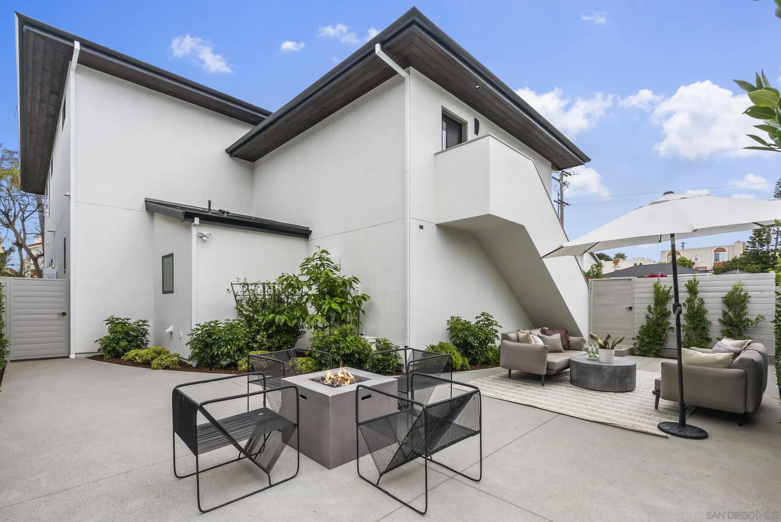 1375 Pacific Beach Dr.