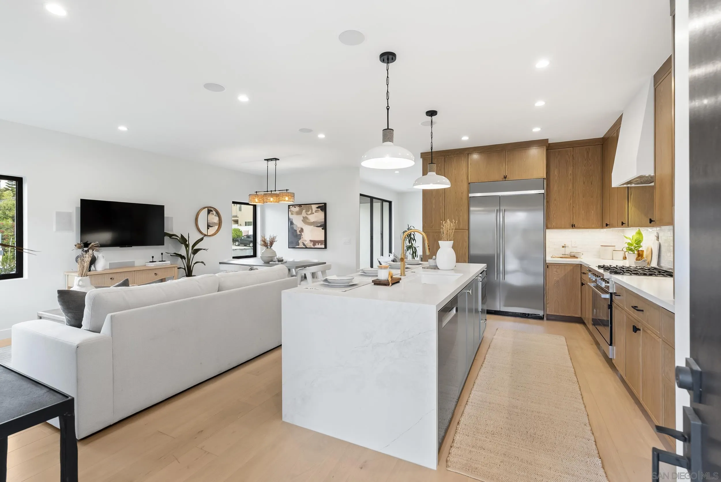 1375 Pacific Beach Dr.