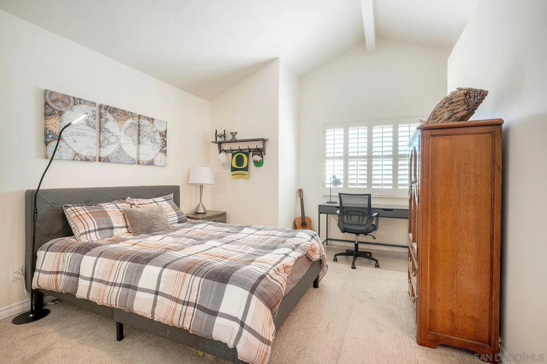 8748 Butano Ct