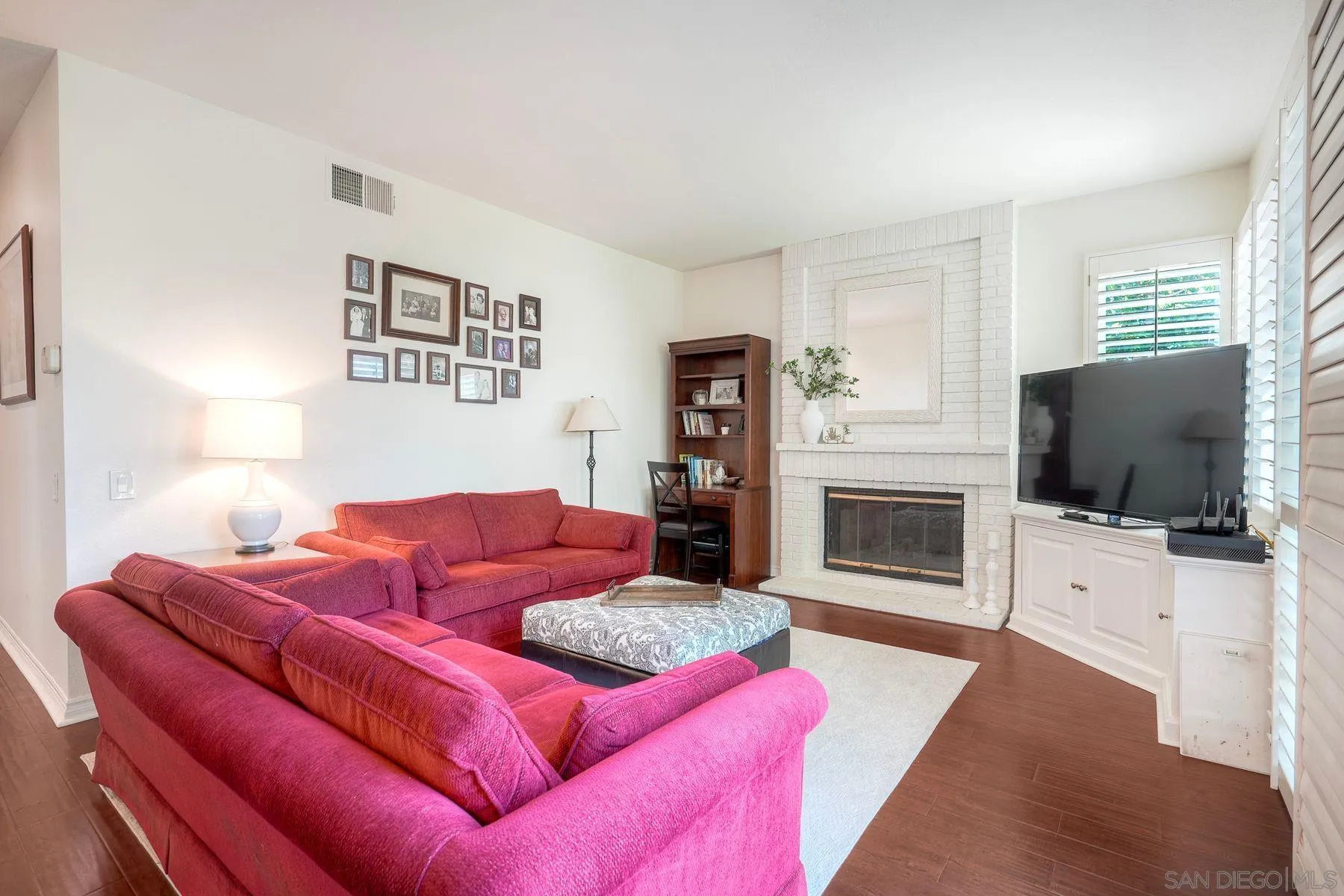 8748 Butano Ct