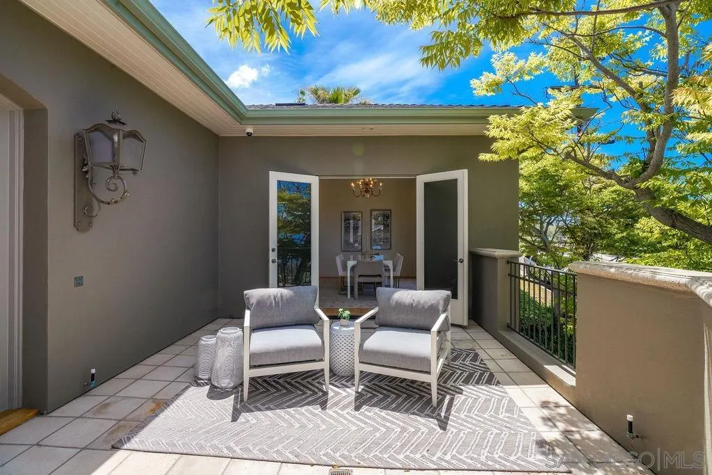 5931 La Jolla Corona