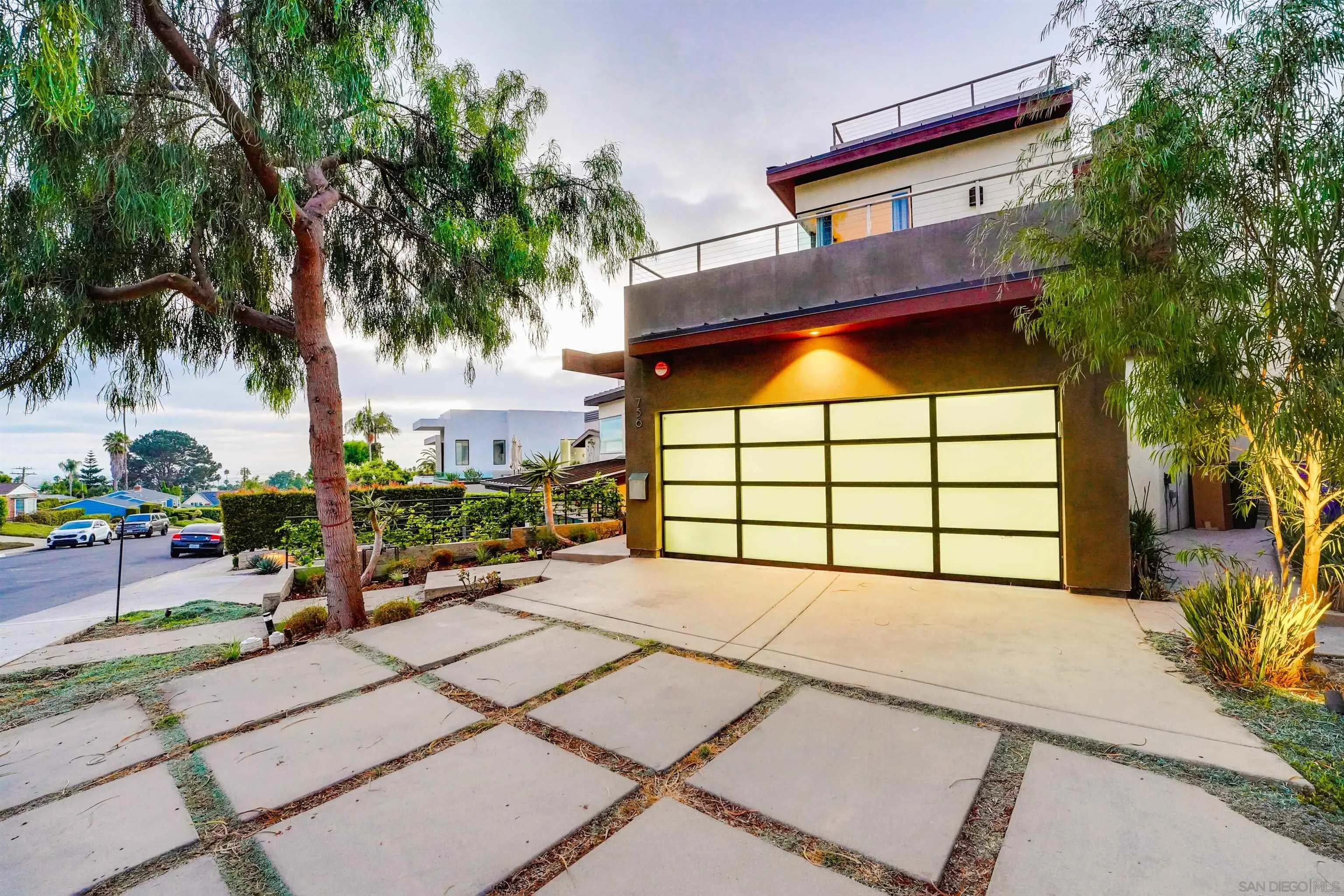 756 Bonair Street