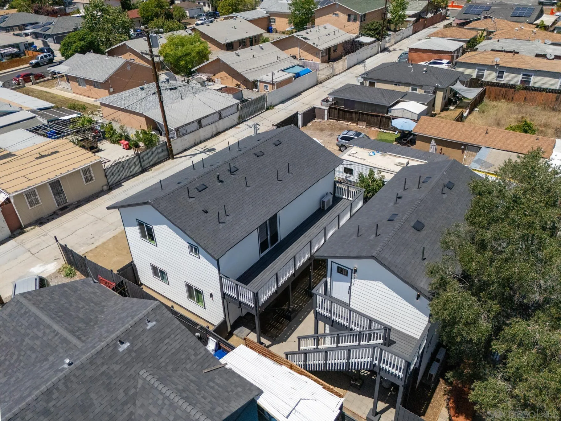 3546-3552 47th St