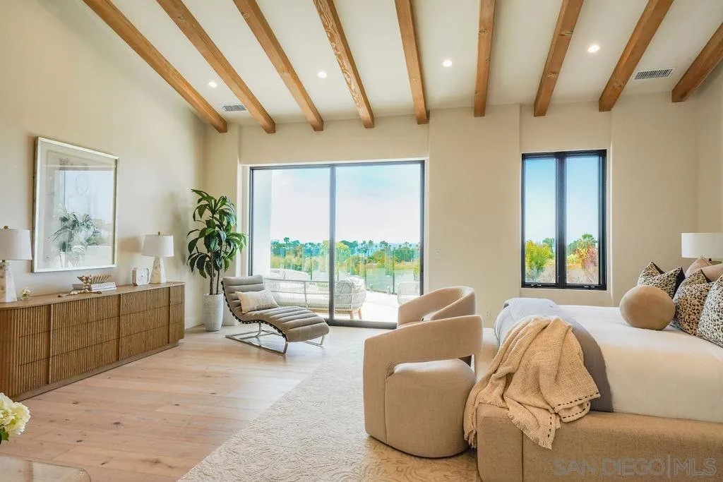 8308 Calle Del Cielo