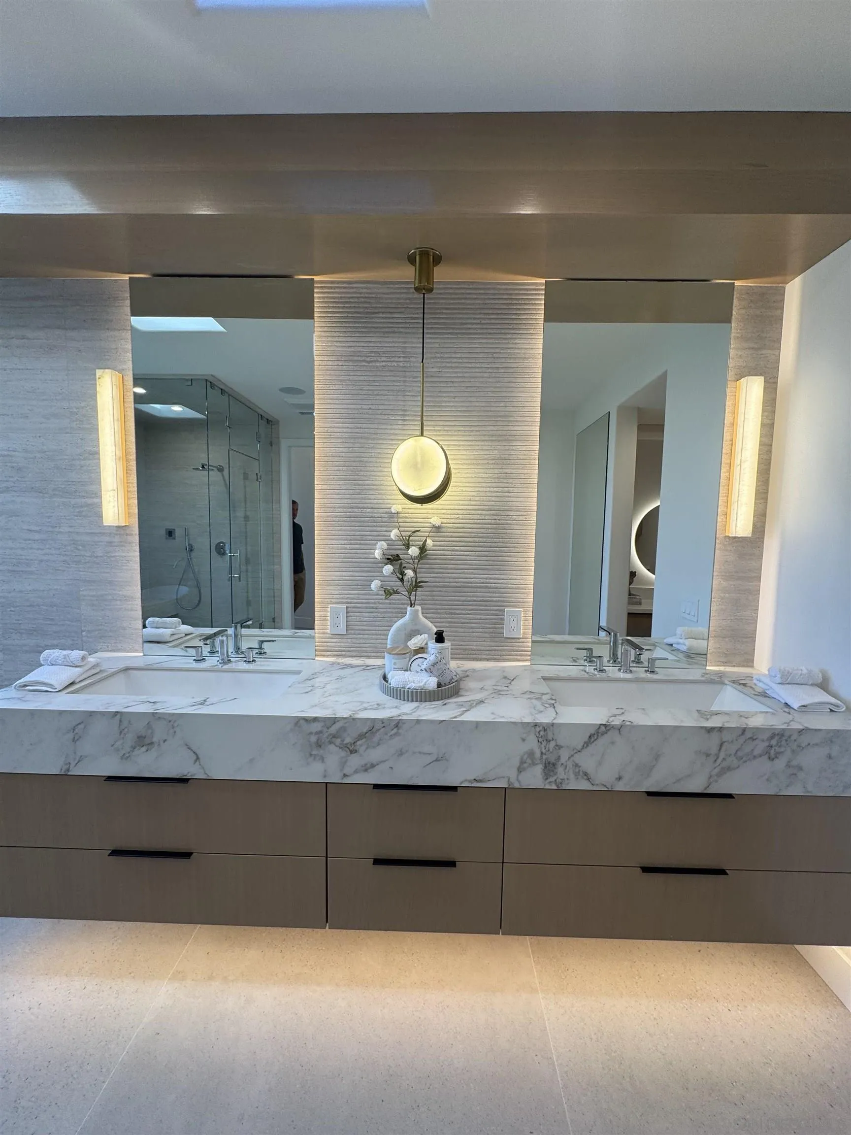 8308 Calle Del Cielo