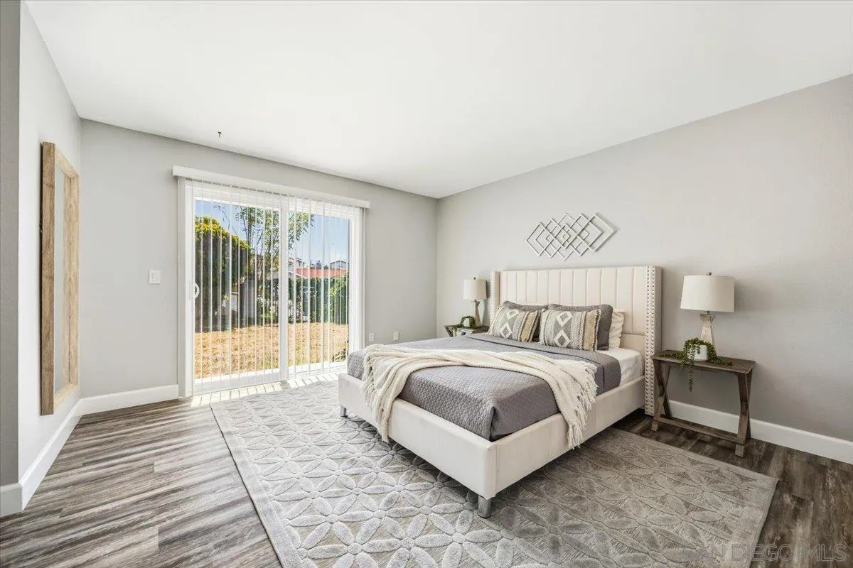 5325 Bonita Dr