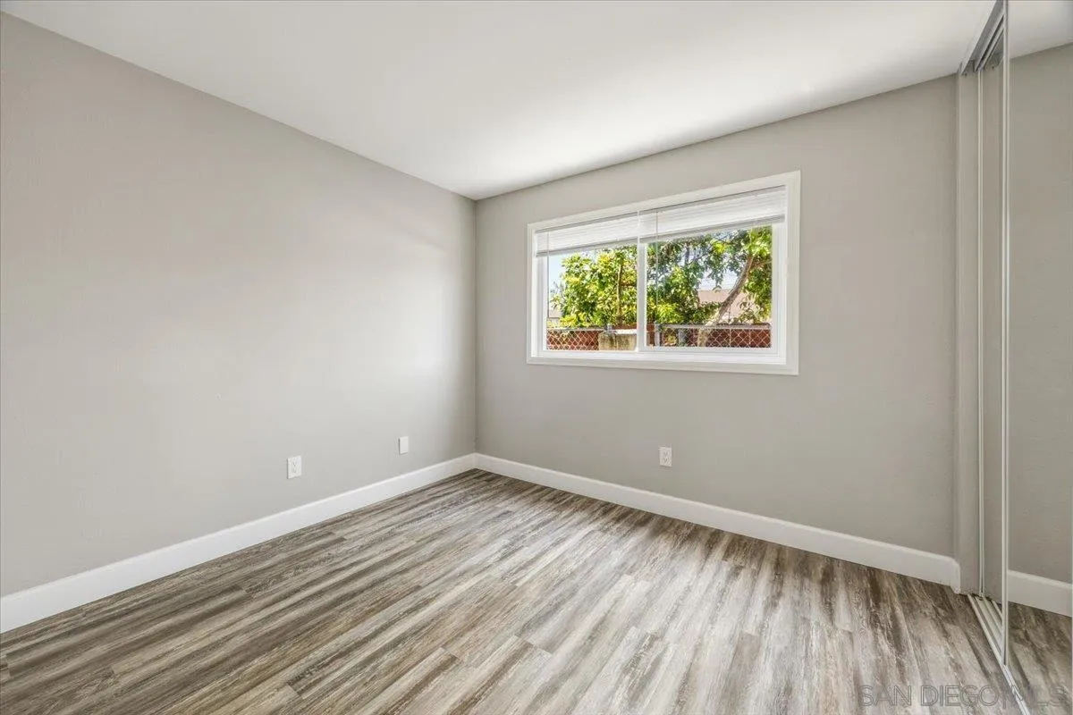 5325 Bonita Dr