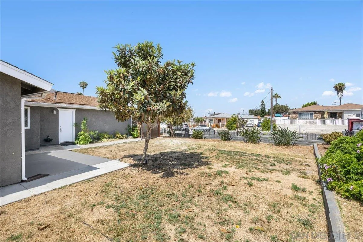 5325 Bonita Dr