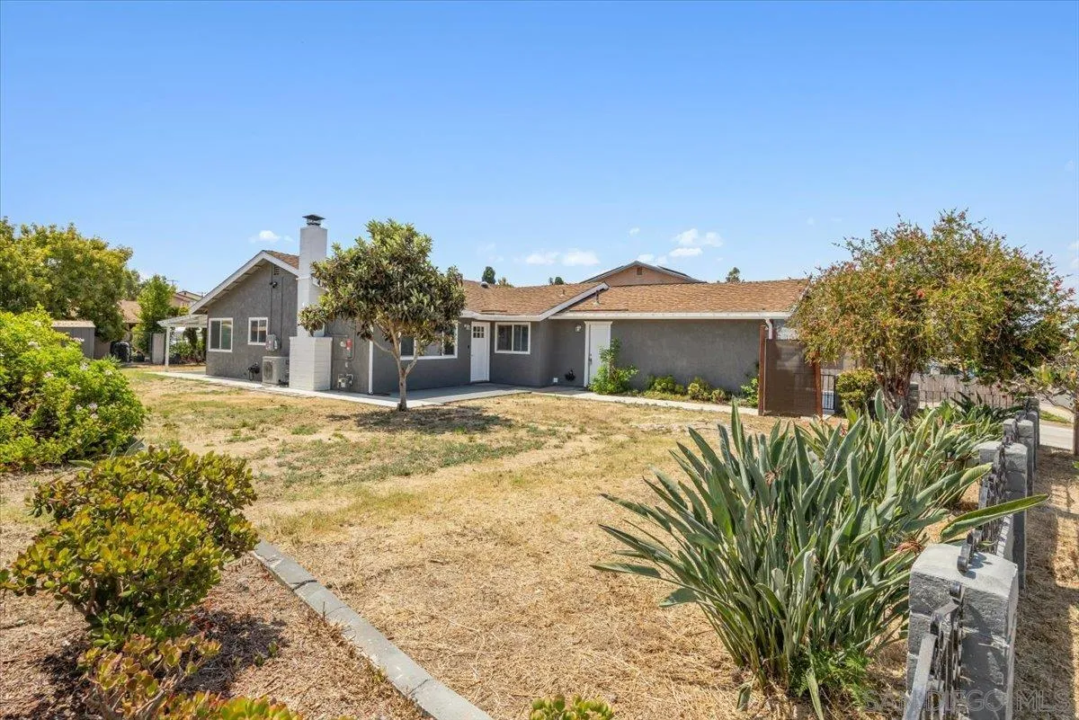 5325 Bonita Dr