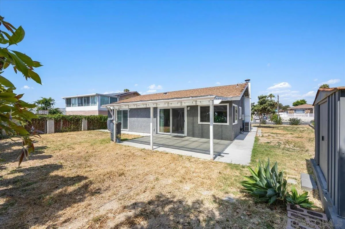 5325 Bonita Dr