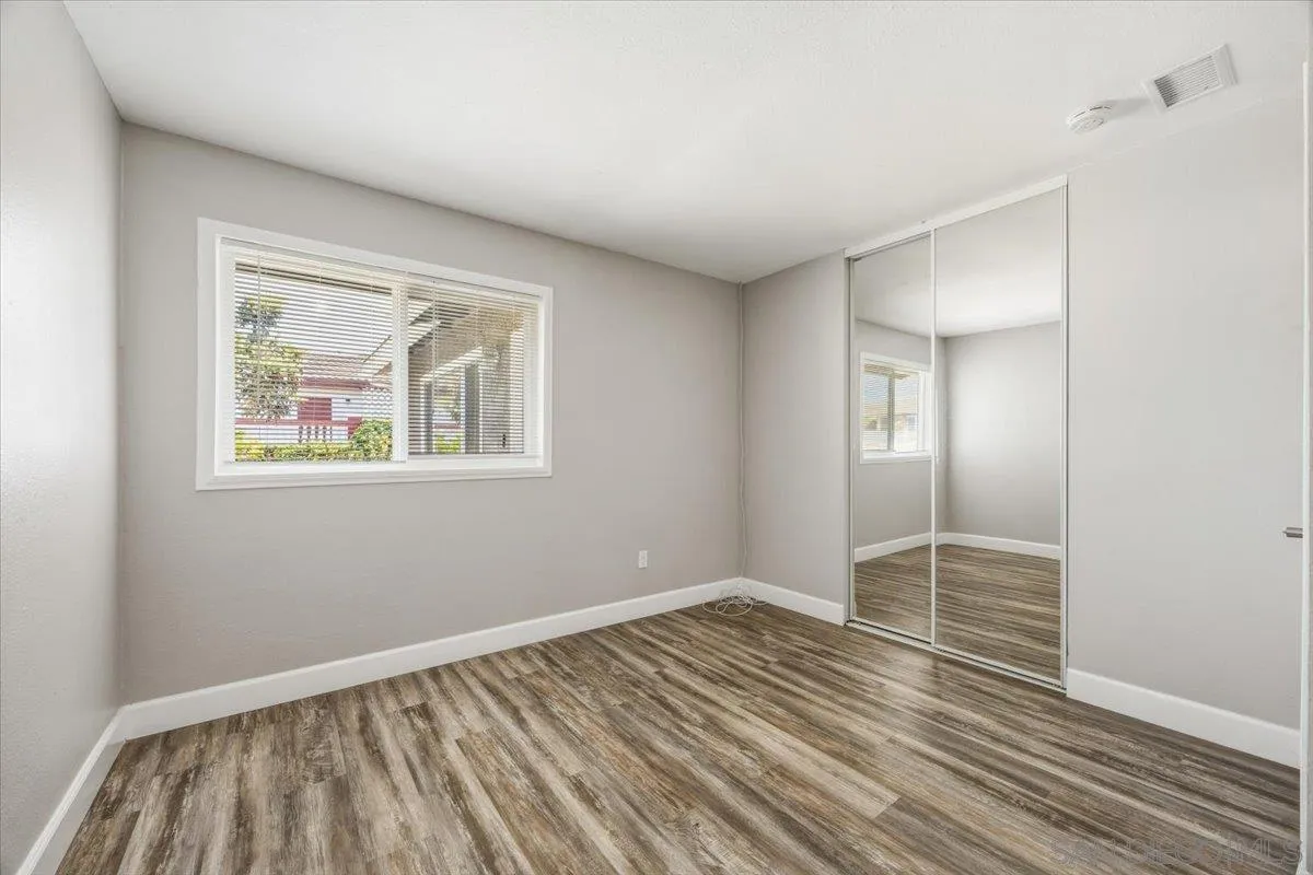 5325 Bonita Dr