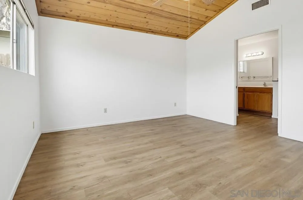 8224 Mount Vernon