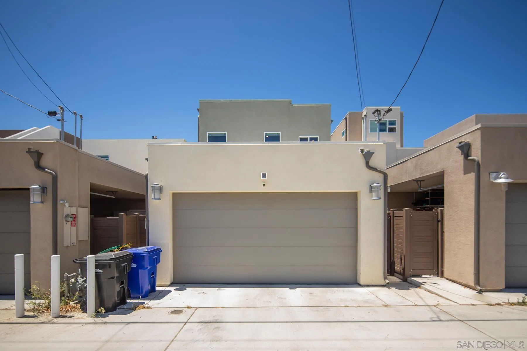 3927 Shasta St