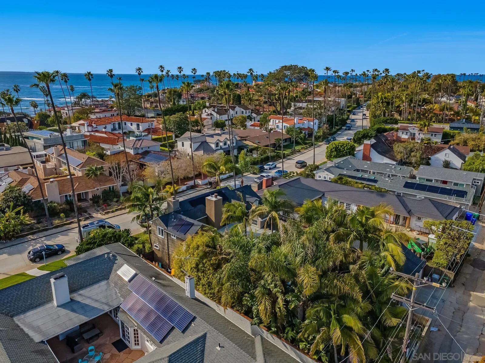 6011 Vista De La Mesa