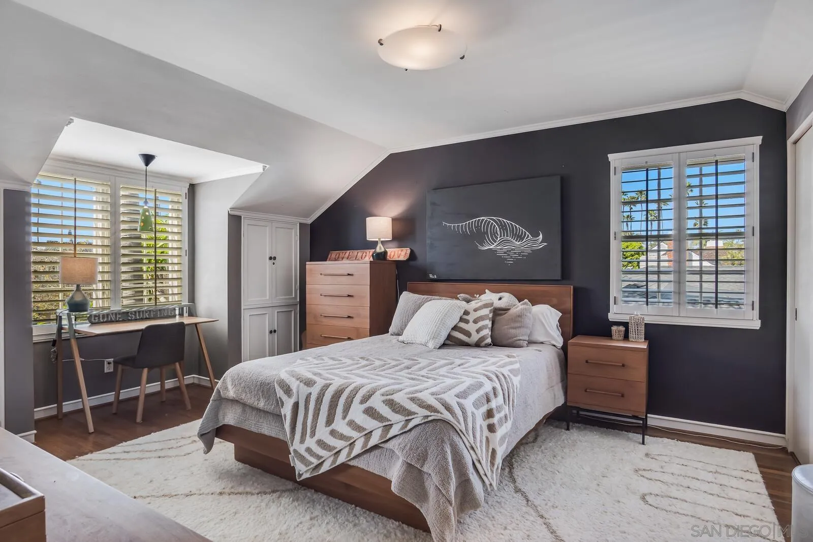 6011 Vista De La Mesa