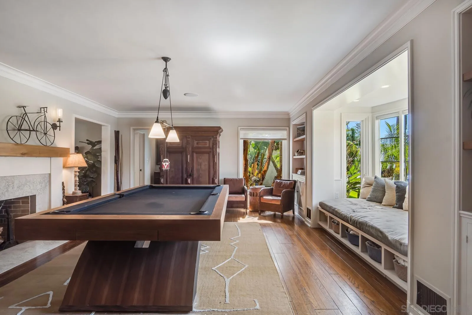 6011 Vista De La Mesa