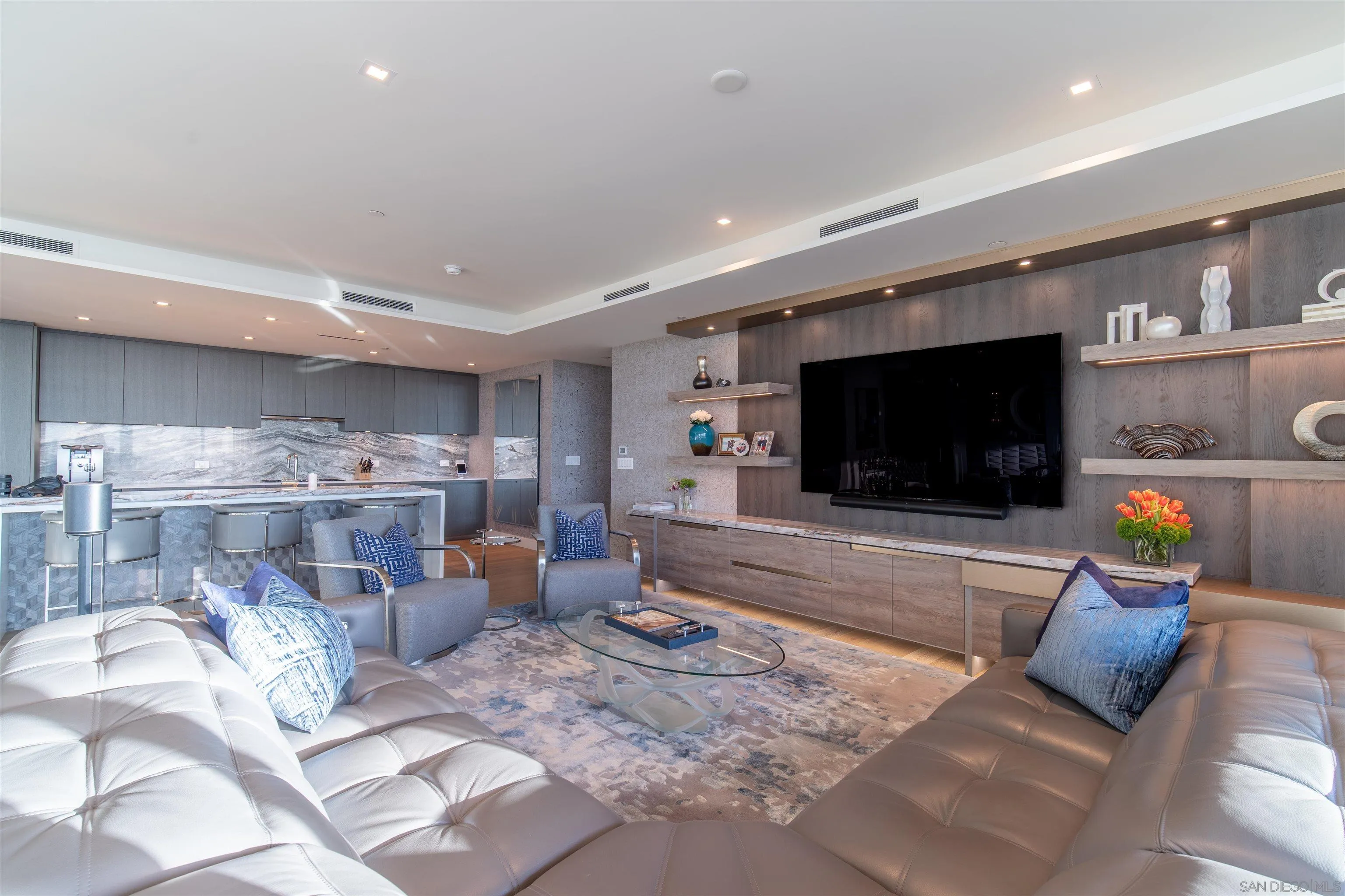 2855 5th Ave Unit 1104