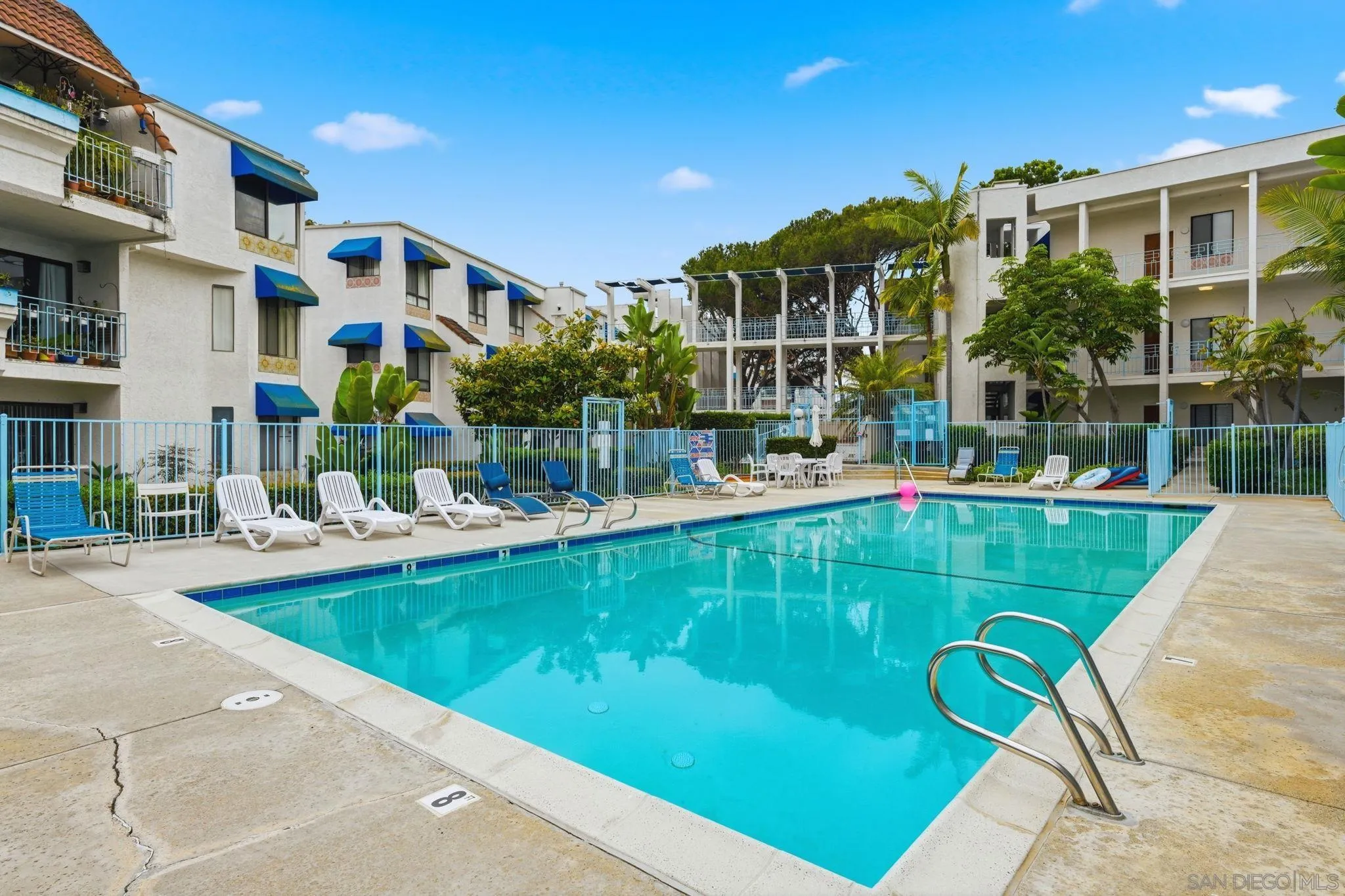 8320 Regents Rd. Unit 1i