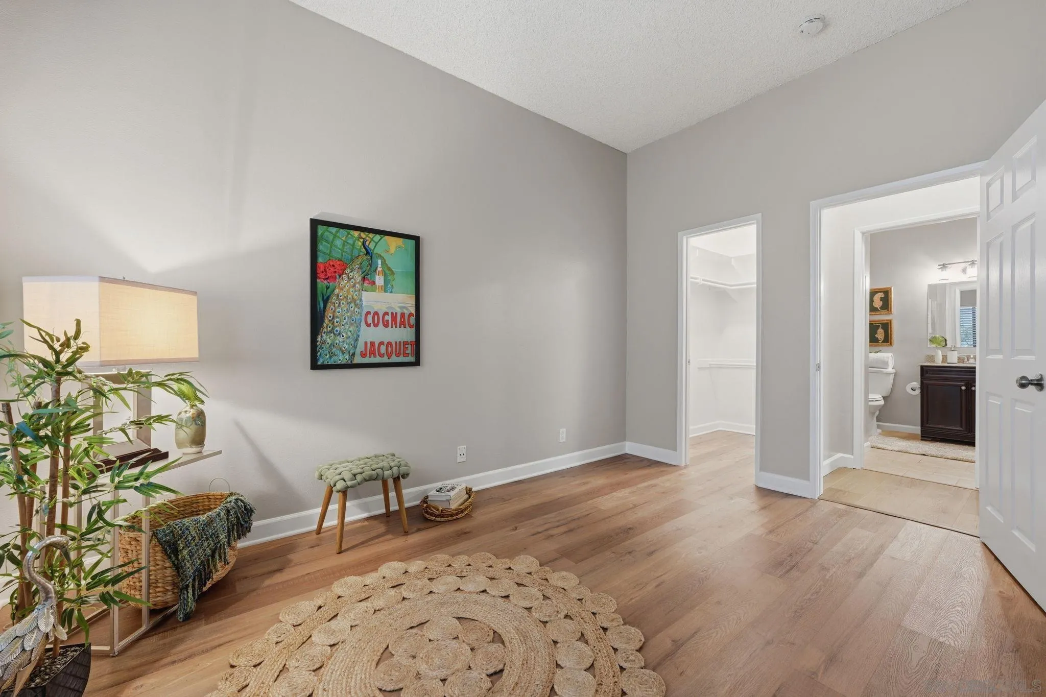 8320 Regents Rd. Unit 1i