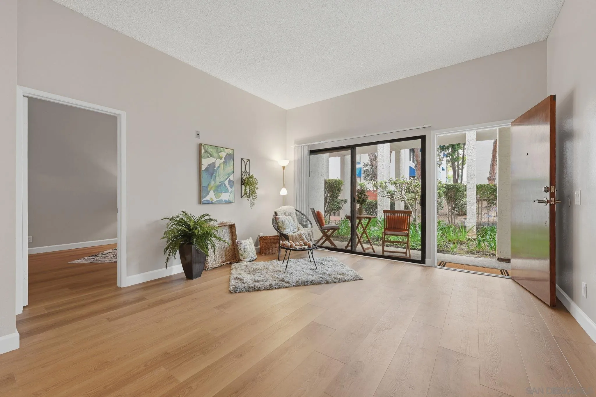 8320 Regents Rd. Unit 1i
