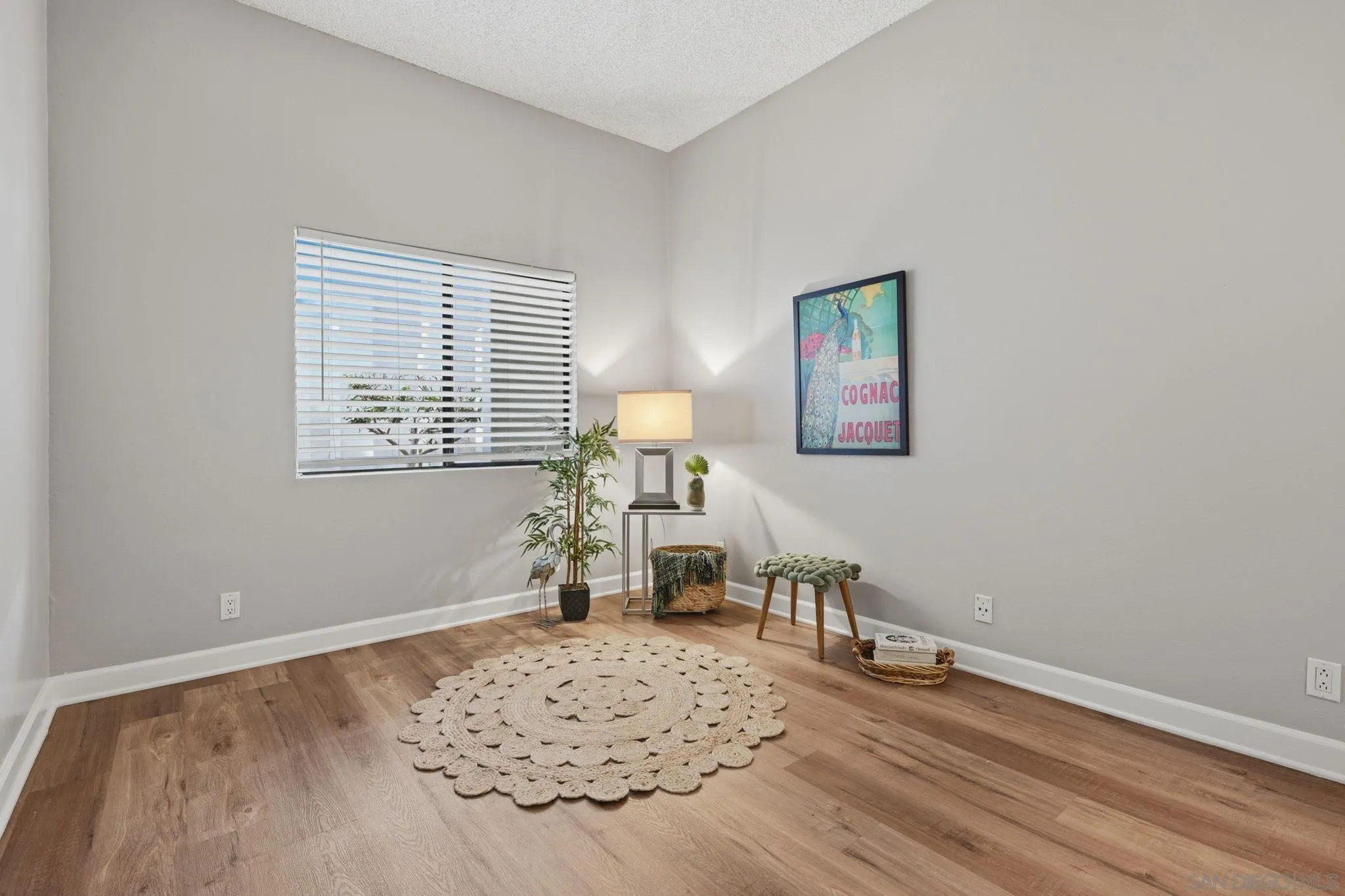 8320 Regents Rd. Unit 1i