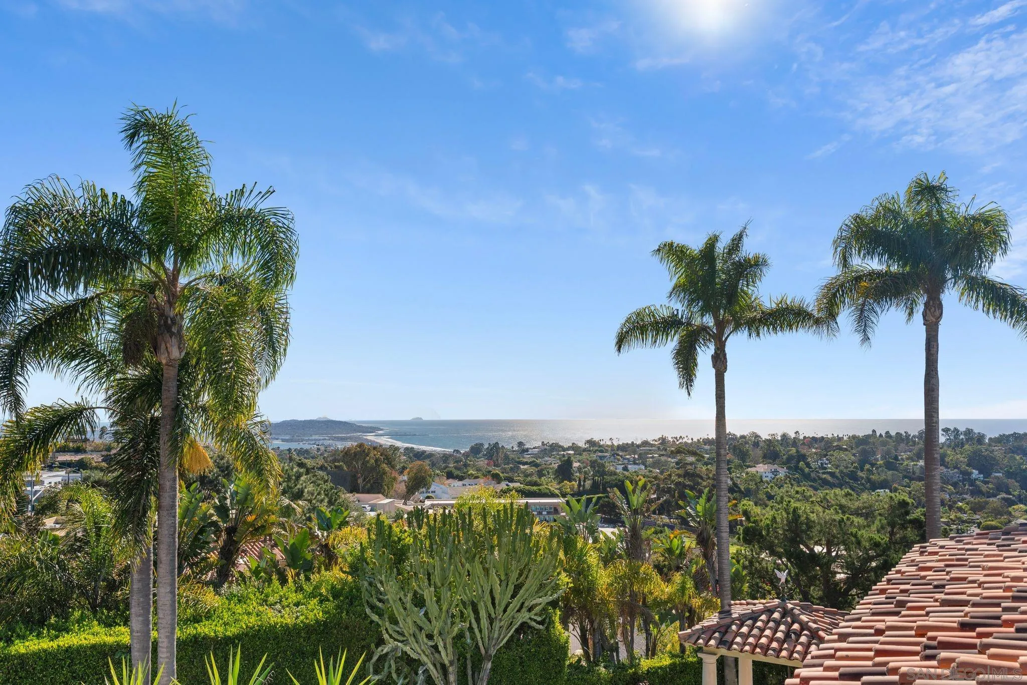 6692 La Jolla Scenic Dr S