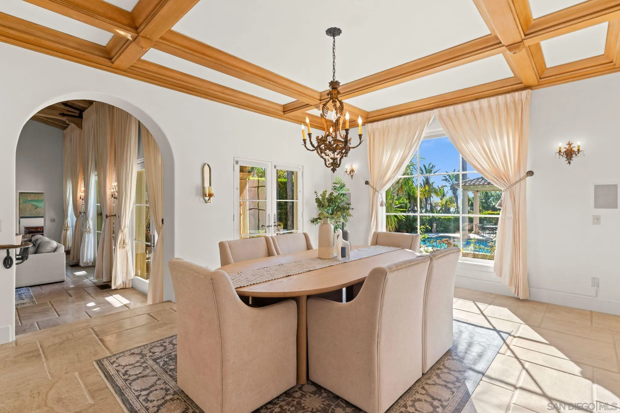 6692 La Jolla Scenic Dr S