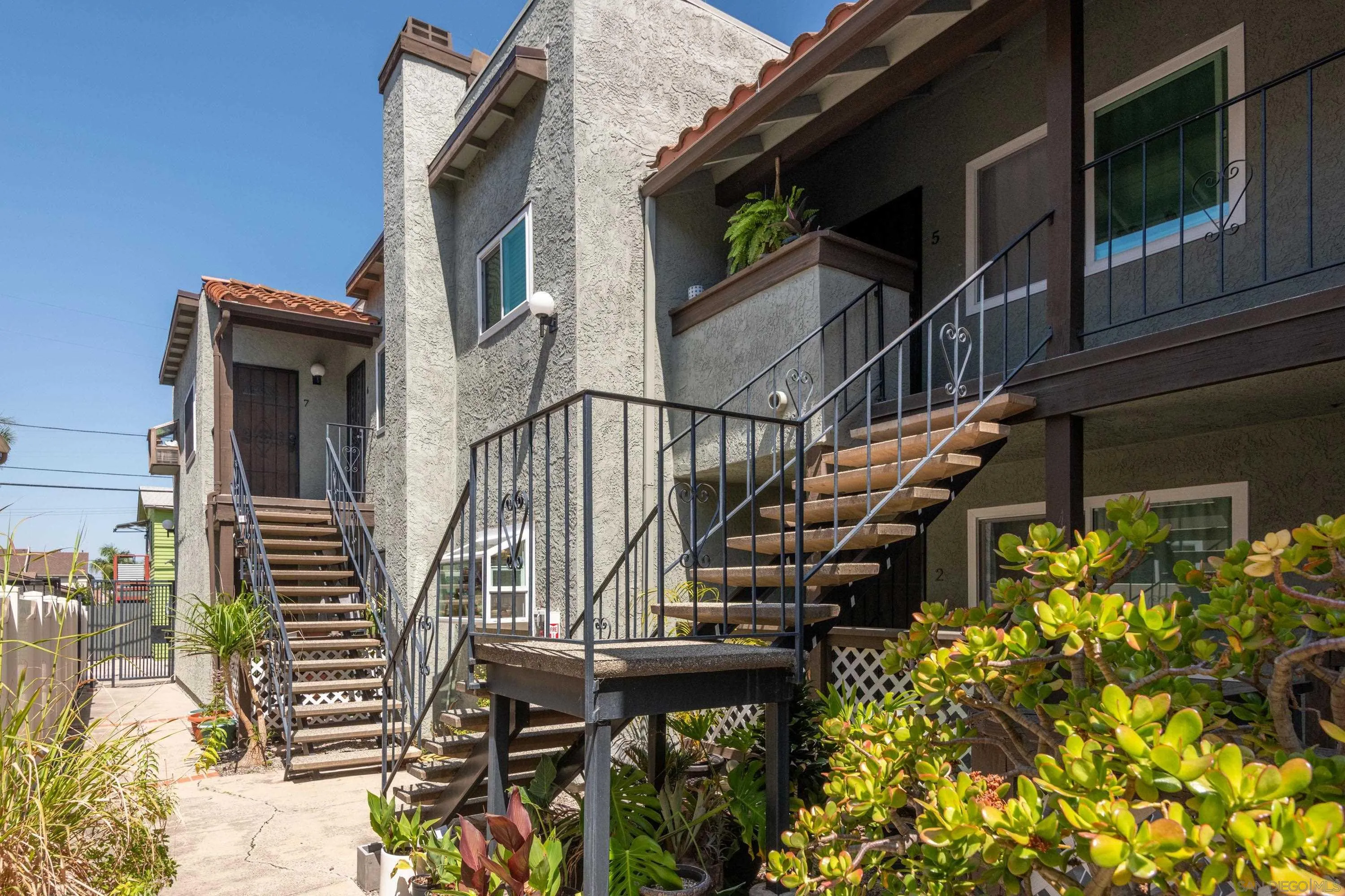 4642 Felton Unit 6