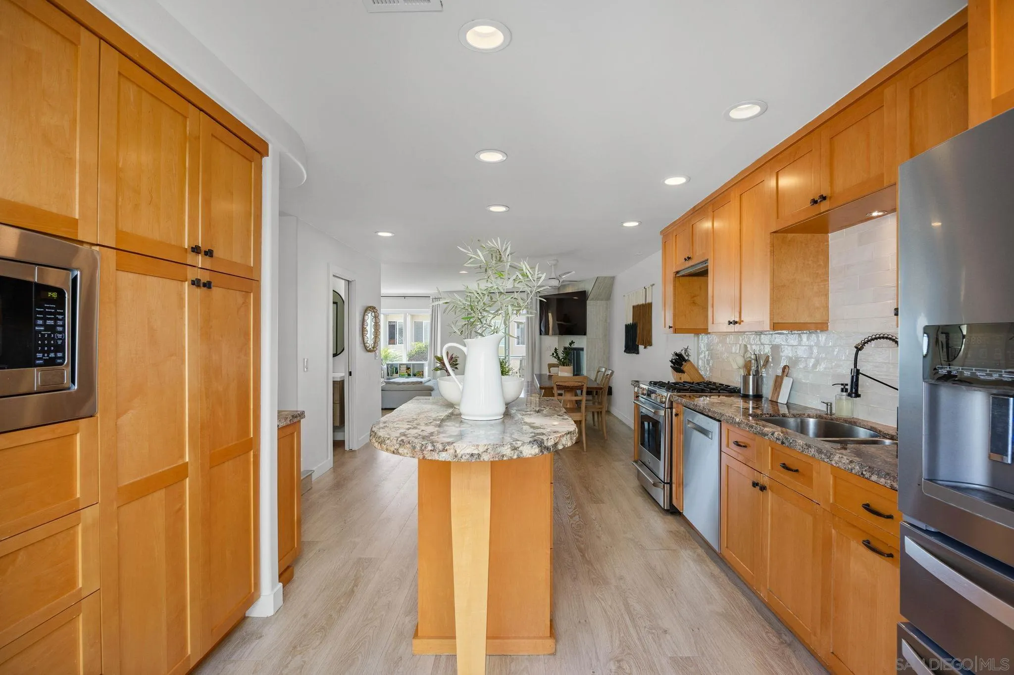 2130 Orinda Drive Unit E