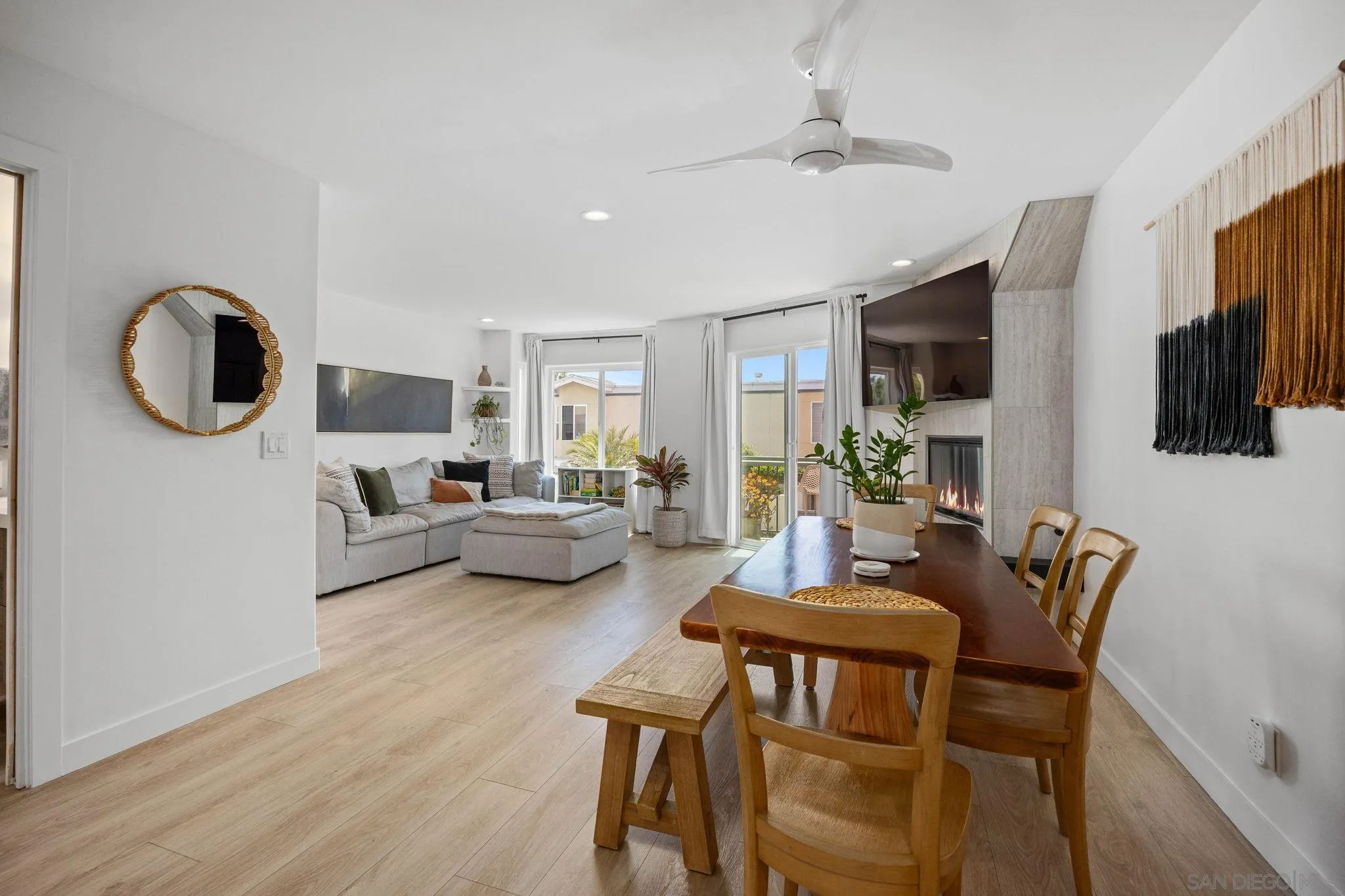 2130 Orinda Drive Unit E