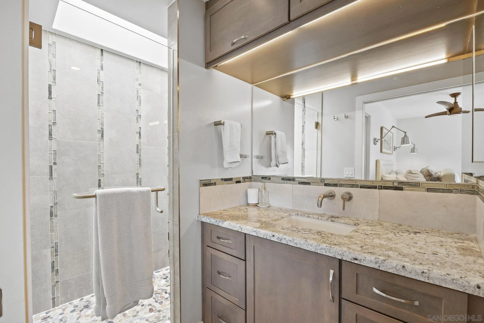 2130 Orinda Drive Unit E