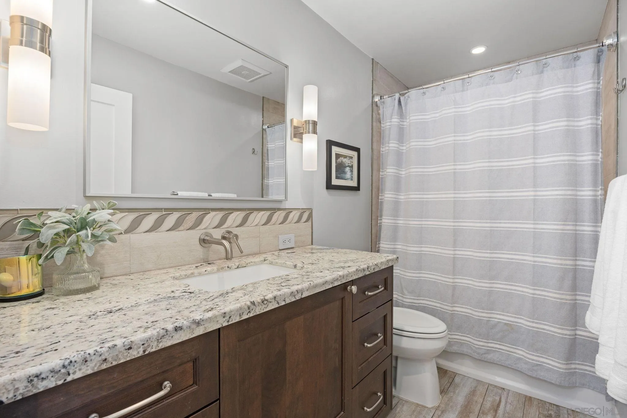 2130 Orinda Drive Unit E