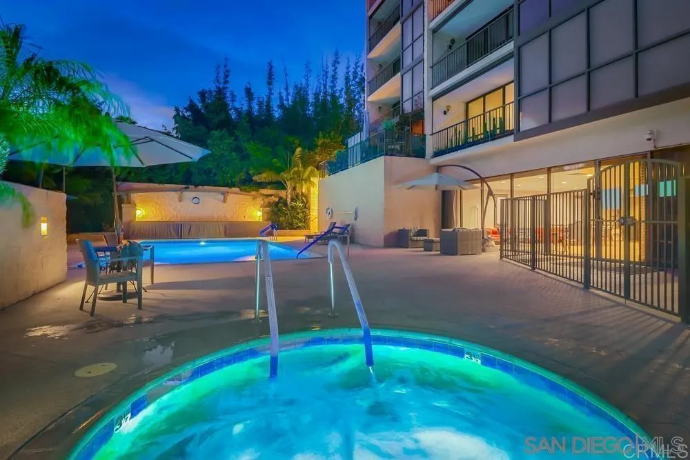 2500 Torrey Pines Rd. Unit 402