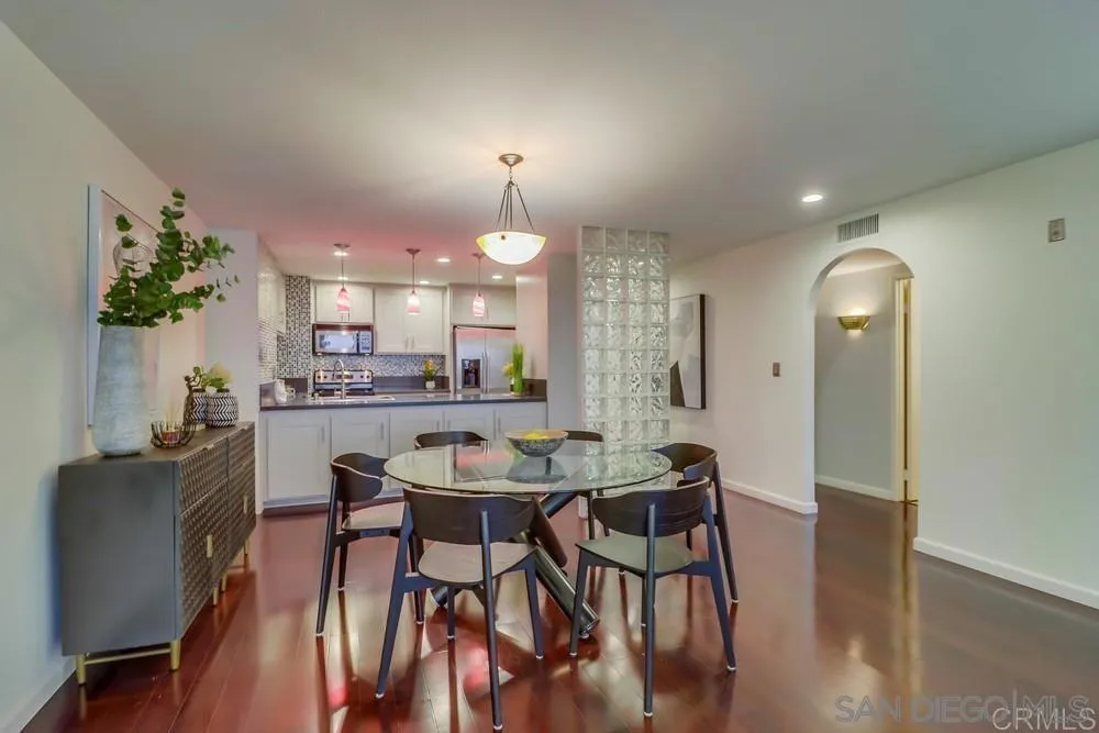 2500 Torrey Pines Rd. Unit 402