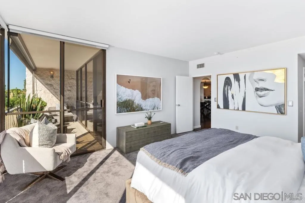 2500 Torrey Pines Rd. Unit 402
