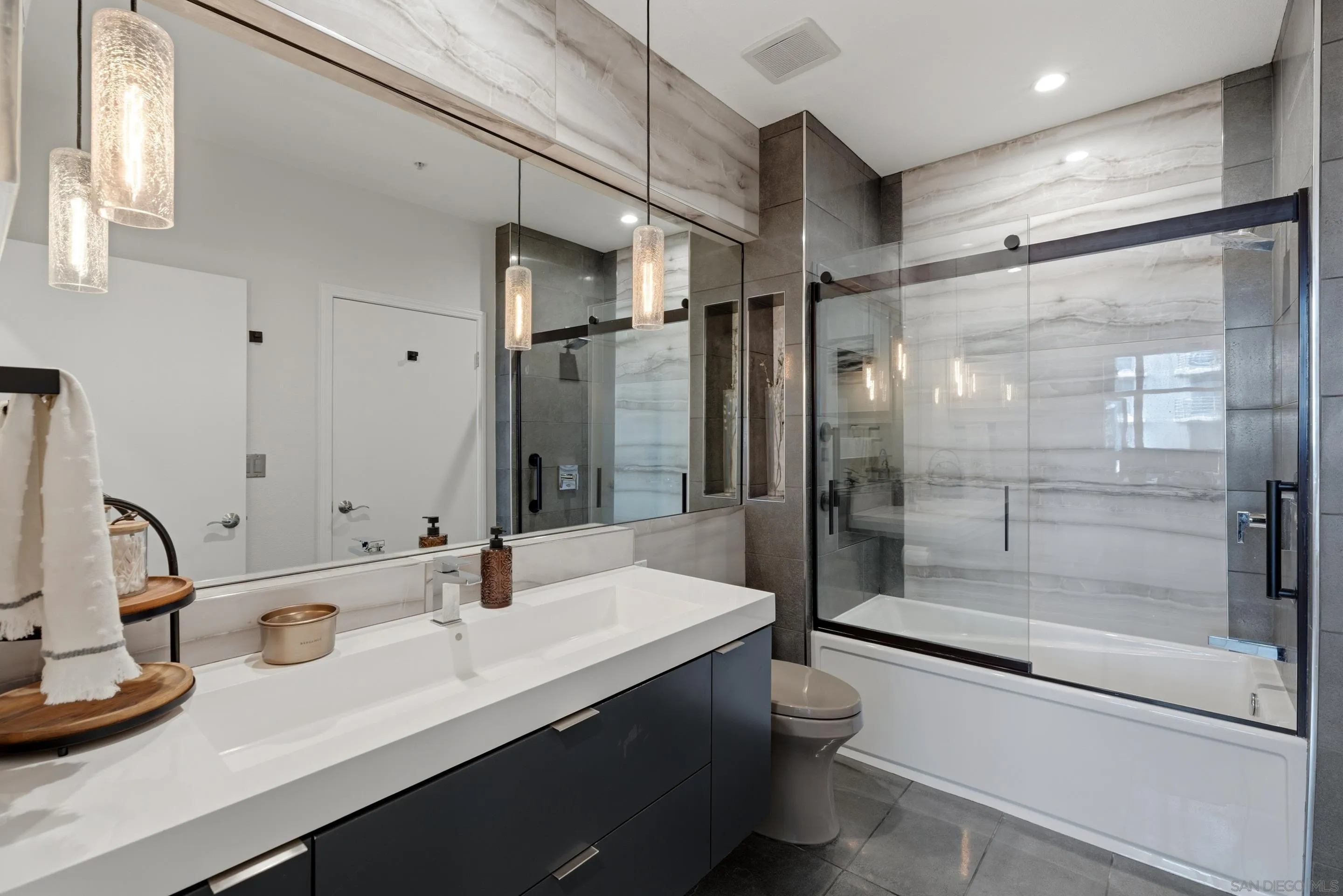 530 K St Unit 1015